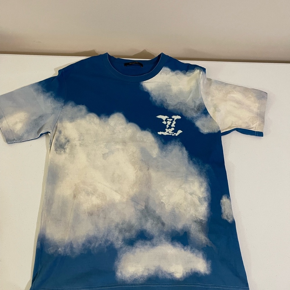 Louis Vuitton Heaven on Earth Blue Sky/White Clouds 4L Tshirt